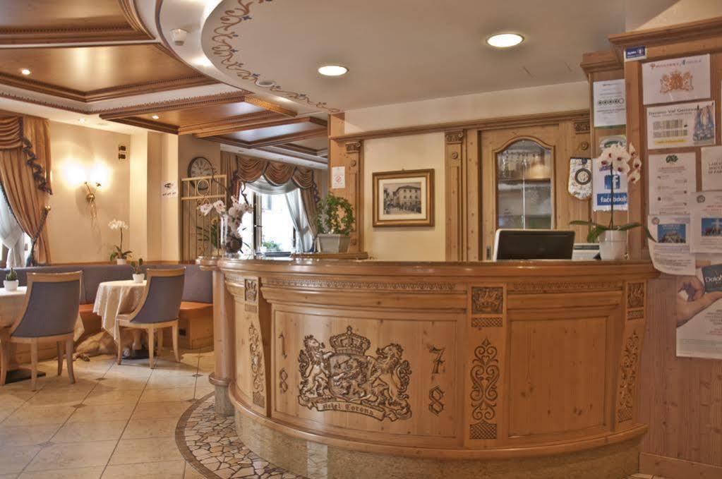 Hotel Corona Pinzolo Bagian luar foto